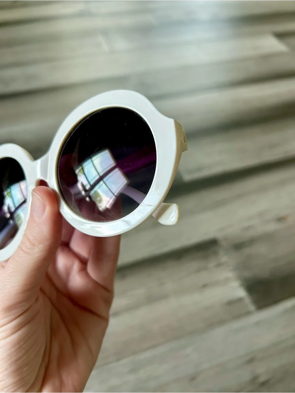 💸 5/20 Retro Kurt Cobain Style Oversized Round White Sunglasses